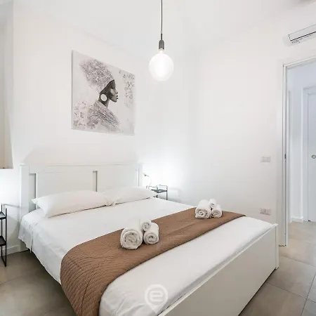 Holiday home Crystal Waters House *
